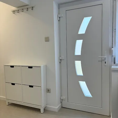 White House Apartman * שיופוק